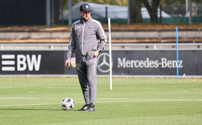 01 10 2025, Germany, Stuttgart, Football UEFA Europa League, Season 2025 2026, VfB Stuttgart Training, VfB Coach Sebastian Hoeneß