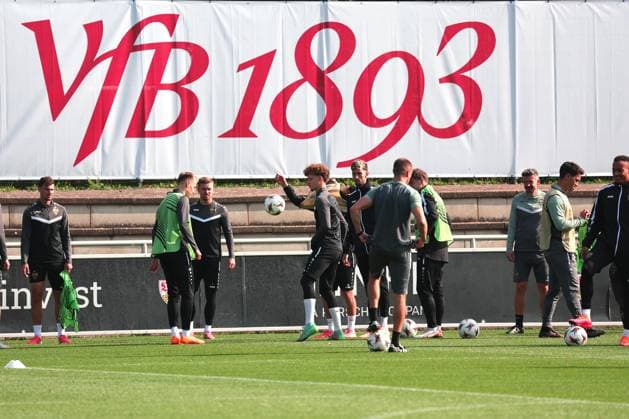 01 10 2025, Germany, Stuttgart, soccer UEFA Europa League, season 2025 2026, VfB Stuttgart training, new VfB logo 1893