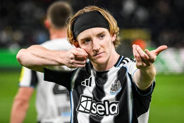 October 1, 2025, Brussels, Belgium, Belgium: Anthony GORDON of Newcastle celebrates his goal during the UEFA Champions League, League Phase MD2 match between Royale Union Saint-Gilloise and Newcastle United at Lotto Park on October 01, 2025 in Brussels, Belgium. Brussels Belgium - ZUMAm308 20251001_zsp_m308_005 Copyright: xMatthieuxMirvillex