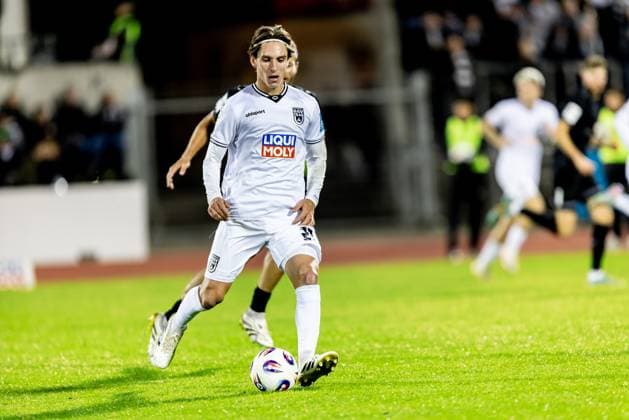 Soccer, Season 2025 2026, 3 Liga, Donaustadion Ulm, 9 Matchday, SSV Ulm 1846 Soccer 1 FC Schweinfurt 05, 01 10 2025 01 10 2025, Soccer, Season 2025 2026, 3 Liga, Donaustadion Ulm, 9 Matchday, SSV Ulm 1846 Soccer 1 FC Schweinfurt 05, cropped single image 23 Max Brandt SSV Ulm 1846 Soccer photo Lucca Fundel Ulm Donaustadion Baden Württemberg Germany