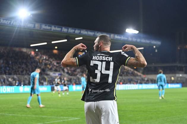 Goal celebration Patrick HOBSCH TSV 1860 Muenchen after goal to 2 2,jubilation,joy,enthusiasm,action,single image,cropped single motif,half figure,half figure football 3 league,9 match day, season 2025 26 TSV 1860 Muenchen Viktoria Koeln on 01 10 2025 GRUENWALDER STADION