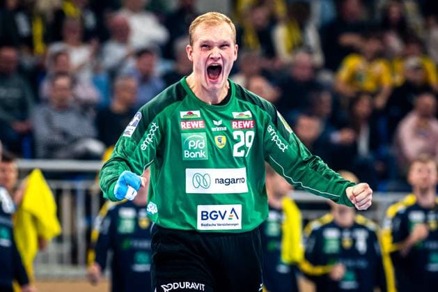 DHB Pokal 2025 26 2nd round Rhein Neckar Löwen vs SG Flensburg Handewitt 01 10 2025 David Späth 29 Rhein Neckar Löwen celebrates after making a save in goal DHB Pokal 2025 26 2nd round Rhein Neckar Löwen vs SG Flensburg Handewitt at the SNP Dome in Heidelberg Copyright: xBEAUTIFULxSPORTS Gelhardtx