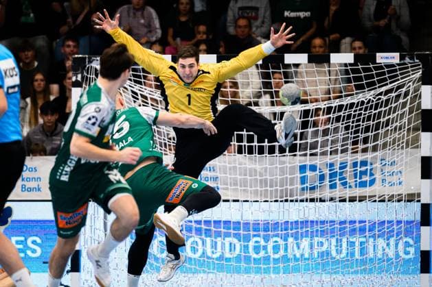 Goeppingen DHB Pokal 25 26 Frisch Auf Goeppingen SC DHfK Leipzig Ludvig Jurmala Goeppingen , Goalkeeper Domenico Ebner Leipzig Goeppingen EWS Arena Baden Württemberg Germany