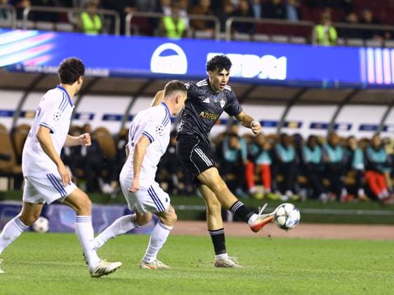 Qarabag v FC Copenhagen - UEFA Champions League BAKU, AZERBAIJAN - OCTOBER 1: Bahlul Mustafazade of Qarabag (R) fights for the ball with an opponent during the UEFA Champions League Group Stage second week match between Qarabag and FC Copenhagen at Tofiq Bahramov Stadium in Baku, Azerbaijan on October 1, 2025. Resul Rehimov Anadolu Baku Azerbaijan. Editorial use only. Please get in touch for any other usage.  Copyright: x2025xAnadoluxResulxRehimovx