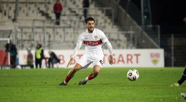 30 09 25 VfB Stuttgart II SV Wehen Wiesbaden Germany, Großaspach, 30 09 2025, Football, 3 Liga, VfB Stuttgart II SV Wehen Wiesbaden Leonidas Stergiou VfB Stuttgart II