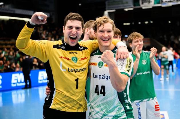 Goeppingen DHB Pokal 25 26 Frisch Auf Goeppingen SC DHfK Leipzig Torhueter Domenico Ebner Leipzig , Blaer Hinriksson Leipzig Schlussjubel Schlußjubel Emotion Freude Goeppingen EWS Arena Baden Württemberg Germany