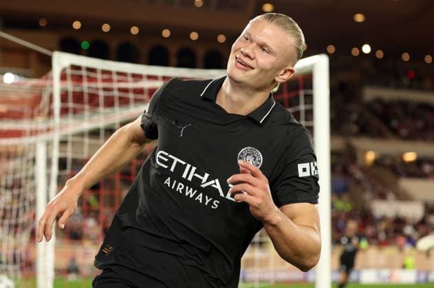 Erling Haaland of Manchester City celebrates scoring a goal to make the score 0-1 Monaco v Manchester City, UEFA Champions League, Group Stage, Football, Stade Louis II, Monaco - 01 Oct 2025Monaco Stade Louis II Monaco EDITORIAL USE ONLY No use with unauthorised audio, video, data, fixture lists, club league logos or live services. Online in-match use limited to 120 images, no video emulation. No use in betting, games or single club league player publications. Copyright: xKieranxMcManus Shutterstockx 15504051ah