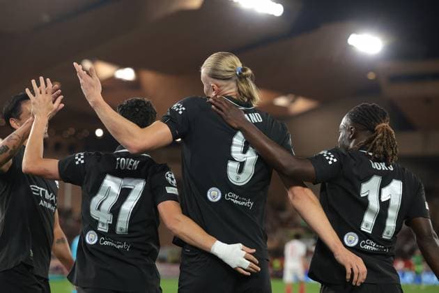 Monaco, Monaco, 1st October 2025. Erling Haaland of Manchester City celebrates with team mates after scoring to give the side a 1-0 lead during the AS Monaco vs Manchester City UEFA Champions League match at Stade Louis II, Monaco. Picture credit should read: Jonathan Moscrop Sportimage EDITORIAL USE ONLY. No use with unauthorised audio, video, data, fixture lists, club league logos or live services. Online in-match use limited to 120 images, no video emulation. No use in betting, games or single club league player publications. SPI_001_JM_MONACO_MANCITY_UCL_ SPI-4166-0001