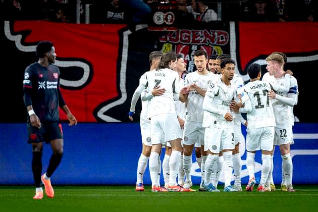 PSV Eindhoven forwarder Ivan Perisic scores but its offside during the match Bayer 04 Leverkusen vs PSV Eindhoven at the Bay Arena for the Champions League - League phase - Matchday 2 season 2025-2026 in LEVERKUSEN, Germany on 20 september 2025, (photo by Marcel van Dorst EYE4images DeFodi Images) PSV Eindhoven forwarder Ivan Perisic scores but its offside during the match Bayer 04 Leverkusen vs PSV Eindhoven at the Bay Arena for the Champions League League phase Matchday 2 season 2025 2026 in LEVERKUSEN, Germany on 20 september 2025, photo by Marcel van Dorst EYE4images DeFodi Images