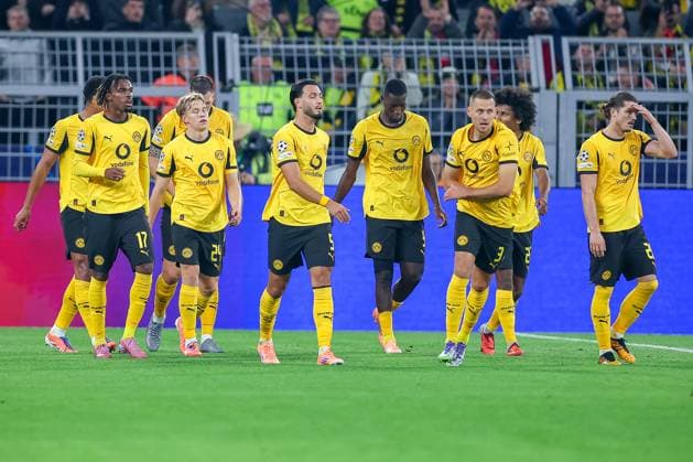 01 10 2025, Football, UEFA Champions League, Borussia Dortmund Athletic Club Bilbao, BVB Stadion, Matchday 2, Season 2025 2026 Goal celebration after the 1-0 goal by scorer Daniel Svensson BVB 24 Regulations prohibit any use of photographs as image sequences and or quasi video North Rhine-Westphalia Germany