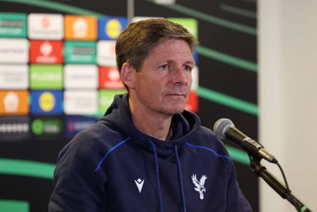 . - Crystal Palace press conference, PK, Pressekonferenz MD-1, UEFA Conference League, Preview, Dynamo Kyiv v Crystal Palace, Lublin Arena Stadium, Lublin, Poland. - 1st October 2025. (C) Daniel Weir Crystal Pix (C) Daniel Weir Crystal Pix Oliver Glasner Manager of Crystal Palace during his pre match MD-1 UEFA Conference League press conference ahead of the Dynamo Kyiv v Crystal Palace match at Lublin Arena, Poland. - Crystal Palace Press Conference, MD-1, UEFA Conference League, Preview, Dynamo Kyiv v Crystal Palace, Lublin Arena Stadium, Lublin, Poland. - 1st October 2025. (C) Daniel Weir Crystal Pix Lublin Lublin Arena Stadium Poland Copyright: xDanielxWeirx CP_Crystal_Palace_Press_Conference_Lubin_011025_DW_01