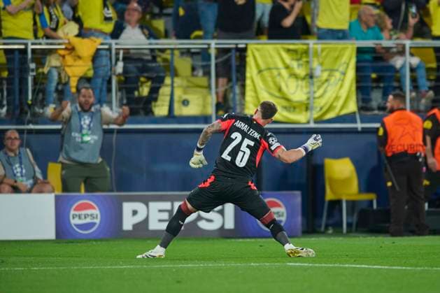 UEFA Champions League 2025 26 League Phase MD2 Arnau Tenas Urena of Villareal CF Celbebrates the first goal during the UEFA Champions League 2025 26 League Phase MD2 match between Villareal CF and Juventus FC at Estadio de la Ceramica, (Villareal ) on September 30, 2025. Villareal Estadio de la Ceramica Castellon Spain Copyright: xVicentexVidalx