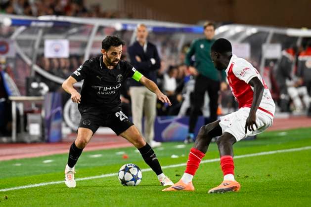 FOOTBALL : AS Monaco VS Manchester City FC - Champions League - 01 10 2025 Bernardo Silva (MCFC) - Champions League match between AS Monaco and Manchester City FC on October 1st, 2025 at the Louis II Stadium in Monaco. MonacoMonaco  Copyright: xWilliamxCannarellax