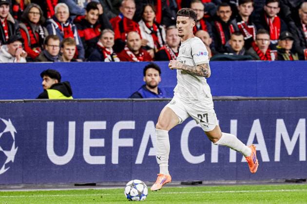 Dennis Man of PSV Eindhoven runs with the ball Bayer 04 Leverkusen v PSV Eindhoven, UEFA Champions League 2025 26 League Phase MD2, Bayer 04 Leverkusen v PSV Eindhoven, BayArena, October 1, 2025, Leverkusen, Germany.
