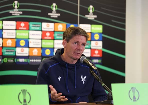 . - Crystal Palace press conference, PK, Pressekonferenz MD-1, UEFA Conference League, Preview, Dynamo Kyiv v Crystal Palace, Lublin Arena Stadium, Lublin, Poland. - 1st October 2025. (C) Daniel Weir Crystal Pix (C) Daniel Weir Crystal Pix Oliver Glasner Manager of Crystal Palace during his pre match MD-1 UEFA Conference League press conference ahead of the Dynamo Kyiv v Crystal Palace match at Lublin Arena, Poland. - Crystal Palace Press Conference, MD-1, UEFA Conference League, Preview, Dynamo Kyiv v Crystal Palace, Lublin Arena Stadium, Lublin, Poland. - 1st October 2025. (C) Daniel Weir Crystal Pix Lublin Lublin Arena Stadium Poland Copyright: xDanielxWeirx CP_Crystal_Palace_Press_Conference_Lubin_011025_DW_44