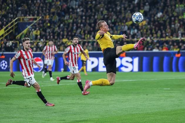Soccer UEFA Champions League 2 Matchday Borussia Dortmund Athletic Bilbao on 01 10 2025 at Signal Iduna Park in Dortmund Julian Ryerson Dortmund xJRx