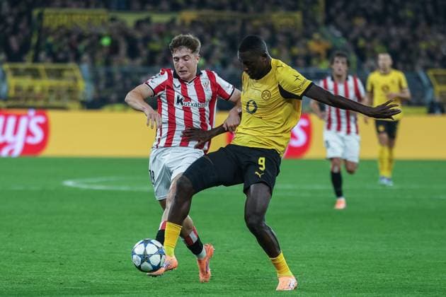 Soccer UEFA Champions League Matchday 2 Borussia Dortmund Athletic Bilbao on 01 10 2025 at Signal Iduna Park in Dortmund Mikel Jaureguizar Bilbao , left Serhou Guirassy Dortmund , right xJRx