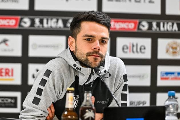 GER, 3 Liga, SSV Ulm 1846 vs 1 FC Schweinfurt 05 01 10 2025, Donaustadion, Ulm, GER, 3 Liga, SSV Ulm 1846 vs 1 FC Schweinfurt 05, in the picture Victor Keinhenz Schweinfurt , Press conference after the match nordphotoxGmbHx xHafner nph00200
