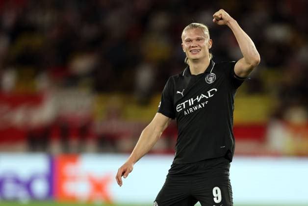 Erling Haaland of Manchester City celebrates scoring a goal to make the score 1-2 Monaco v Manchester City, UEFA Champions League, Group Stage, Football, Stade Louis II, Monaco - 01 Oct 2025Monaco Stade Louis II Monaco EDITORIAL USE ONLY No use with unauthorised audio, video, data, fixture lists, club league logos or live services. Online in-match use limited to 120 images, no video emulation. No use in betting, games or single club league player publications. Copyright: xKieranxMcManus Shutterstockx 15504051ba