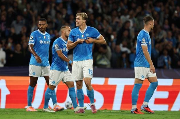 Napoli™s Rasmus Hojlund celebrates after scoring goal 1-0 during the UEFA Champions League football match between Napoli vs Sporting - Champions League 2025 2026 - Diego Armando Maradona stadium October 01, 2025 Naples, Italy soccer  Copyright: xAlessandroxGarofalo LaPressex