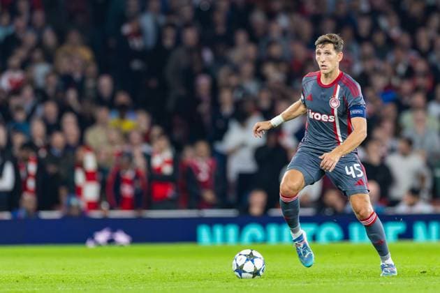 Arsenal v Olympiacos Champions League 01 10 2025. Olympiakos defender Panagiotis Retsos (45) during the Champions League match between Arsenal and Olympiacos at the Emirates Stadium, London, England on 1 October 2025. London Emirates Stadium Greater London England Editorial use only , Copyright: xToyinxOshodix PSI-22955-0018