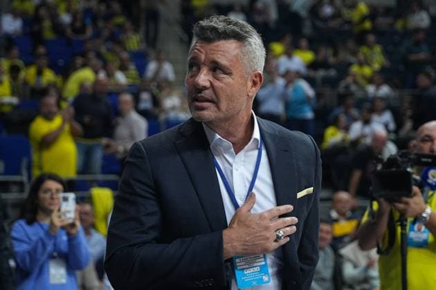 President Sadettin Saran of Fenerbahce Beko during the EuroLeague Regular Season Round 1 match between Fenerbahce Beko Istanbul and Paris Basketball at Ulker Sports Arena on October 1, 2025 in Istanbul, Turkey. Istanbul Turkey Copyright: xSeskimPhotox Fener-ParisBasket_011025 (33)