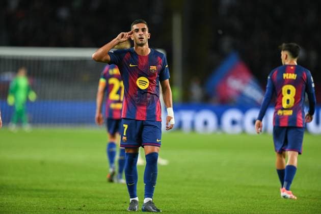 FC Barcelona, Barca v PARIS SAINT-GERMAIN OLIMPIC STADIUM LLUIS COMPANYS. MONTJUIC,BARCELONA. October 1,2025 FC BARCELONA vs PARIS SAINT-GERMAIN October 1,2025 Ferran Torres (7) of FC Barcelona celebrates scoring his team s first goal during the soccer match corresponding to the second match of the group stage of the UEFA Champions League between FC Barcelona and Paris Saint-Germain at Olimpic Stadium Lluis Companys of MontjuÃ¯c in Barcelona, Spain. Barcelona ESP Copyright: xS.xRosx