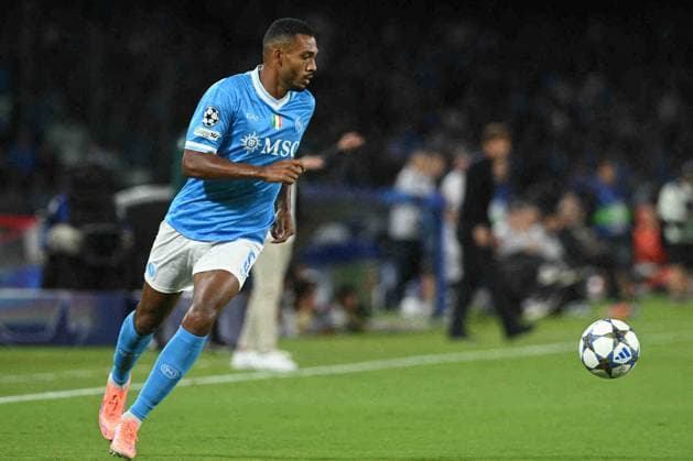 CALCIO - UEFA Champions League - SSC Napoli vs Sporting CP Juan Jesus of SSC Napoli in action during the Uefa Champions League between SSC Napoli vs Sporting Clube de Portugal at Stadio Diego Armando Maradona Naples Italy  Copyright: xIPAxSport ABACAx