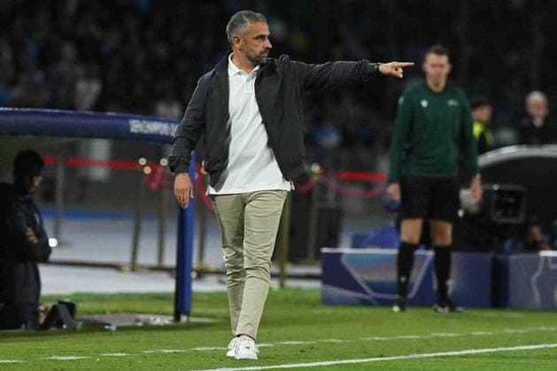 CALCIO - UEFA Champions League - SSC Napoli vs Sporting CP Rui Borges coach of Sporting Clube de Portugal gestures during the Uefa Champions League between SSC Napoli vs Sporting Clube de Portugal at Stadio Diego Armando Maradona Naples Italy  Copyright: xIPAxSport ABACAx