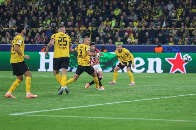 Soccer UEFA Champions League Matchday 2 Borussia Dortmund Athletic Bilbao on 01 10 2025 at Signal Iduna Park in Dortmund Gorka Guruzeta Bilbao scores 2 1 xJRx