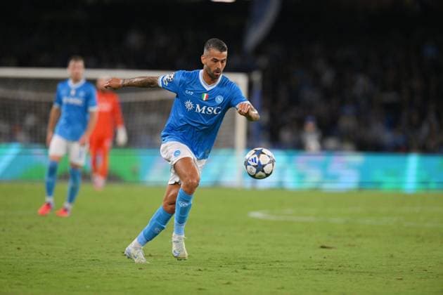 Leonardo Spinazzola of SSC Napoli during the match of Uefa Champions League between S.S.C. Napoli and Sporting CL at the Maradona Stadium on Oct 1, 2025 in Naples, Italy. during SSC Napoli vs Sporting CP, UEFA Champions League football match in Naples, Italy, October 01 2025  Copyright: xRobertoxRamaccia IPAxSportx xipa-agency.netx xx IPA_66021895 IPA_Agency_IPA66021895
