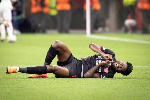 UEFA Champions League, Bayer 04 Leverkusen PSV Eindhoven 01 10 2025 Edmond Tapsoba Bayer 04 Leverkusen, 12 injured on the ground UEFA Champions League, Bayer 04 Leverkusen PSV Eindhoven, Matchday 2 on 01 10 2025 at BayArena in Leverkusen Copyright: xBEAUTIFULxSPORTS AxelxKohringx
