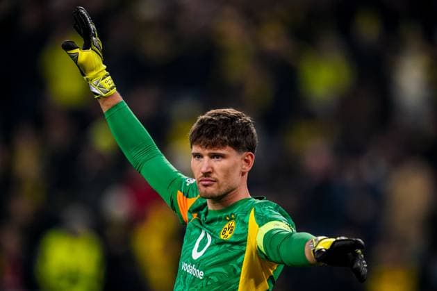 DORTMUND, GERMANY - OCTOBER 1: Borussia Dortmund goalkeeper Gregor Kobel gestures during the UEFA Champions League 2025 26 League Phase MD2 match between Borussia Dortmund and Athletic Club at BVB Stadion Dortmund on October 1, 2025 in Dortmund, Germany. (Photo by Rene Nijhuis) SPO  Copyright: xRenexNijhuis