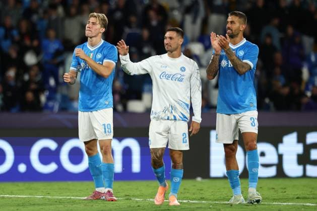 Rasmus Hojlund of SSC Napoli, Matteo Politano, Leonardo Spinazzola, celebrate at the end of the UEFA Champions League 2025 2026 football match between SSC Napoli and Sporting CP at Diego Armando Maradona stadium in Naples (Italy), October 01st, 2025. cesarexpurini