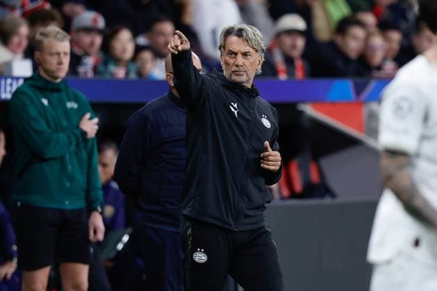 LEVERKUSEN , 01-10-2025 , BayArena , season 2025 2026 , UEFA Champions League football League phase matchday 2 , match between Bayer Leverkusen and PSV , picture shows PSV assistant Rob Maas Leverkusen - PSV  x31311276x Copyright:
