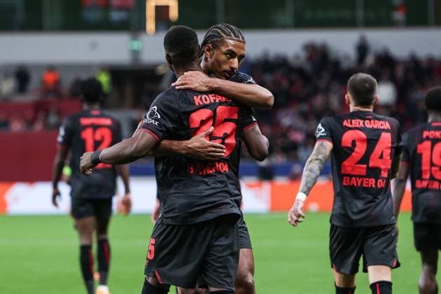 Sport, Football, UEFA Champions League Season 2025 2026 League Phase 2 Matchday Bayer 04 Leverkusen PSV Eindhoven 01 10 2025, BayArena Goal celebration Bayer 04 Leverkusen after the goal to 1 0 by Christian Kofane Bayer 04 Leverkusen, 35 , the players are happy Leverkusen BayArena Nordrhein Westfalen Germany