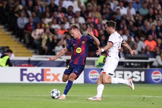 October 1, 2025, Barcelona, Barcelona, SPAIN: Dani Olmo of FC Barcelona, Barca and Fabian Ruiz of Paris Saint-Germain FC in action during the UEFA Champions League 2025 26 League Phase MD2, match between FC Barcelona and Paris Saint-Germain at Estadi Olimpic Lluis Companys on October 01, 2025 in Barcelona, Spain. Barcelona SPAIN - ZUMAa181 20251001_zaa_a181_060 Copyright: xJavierxBorregox
