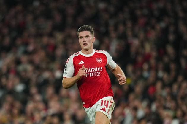 Viktor Gyökeres of Arsenal Arsenal v Olympiakos, UEFA Champions League, Group Stage, Football, Emirates Stadium, London, UK - 01 Oct 2025London Emirates Stadium United Kingdom EDITORIAL USE ONLY No use with unauthorised audio, video, data, fixture lists, club league logos or live services. Online in-match use limited to 120 images, no video emulation. No use in betting, games or single club league player publications. Copyright: xJoexToth Shutterstockx 15504044co
