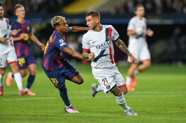 FC Barcelona, Barca v PARIS SAINT-GERMAIN OLIMPIC STADIUM LLUIS COMPANYS. MONTJUIC,BARCELONA. October 1,2025 FC BARCELONA vs PARIS SAINT-GERMAIN October 1,2025 Lamine Yamal (10) of FC Barcelona vies with (21) Lucas Hernandez of PSG during the soccer match corresponding to the second match of the group stage of the UEFA Champions League between FC Barcelona and Paris Saint-Germain at Olimpic Stadium Lluis Companys of MontjuÃ¯c in Barcelona, Spain. Barcelona ESP Copyright: xS.xRosx
