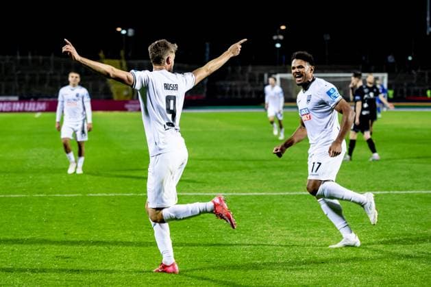 Football, Season 2025 2026, 3 Liga, Donaustadion Ulm, Matchday 9, SSV Ulm 1846 Football 1 FC Schweinfurt 05, 01 10 2025 01 10 2025, Football, Season 2025 2026, 3 Liga, Donaustadion Ulm, Matchday 9, SSV Ulm 1846 Football 1 FC Schweinfurt 05, Goal celebration joy after goal Goal shot to 5 1 by 9 Lucas Röser SSV Ulm 1846 Fußball v l 9 Lucas Röser SSV Ulm 1846 Fußball , 17 Paul Philipp Besong SSV Ulm 1846 Fußball Foto Lucca Fundel Ulm Donaustadion Baden Württemberg Germany