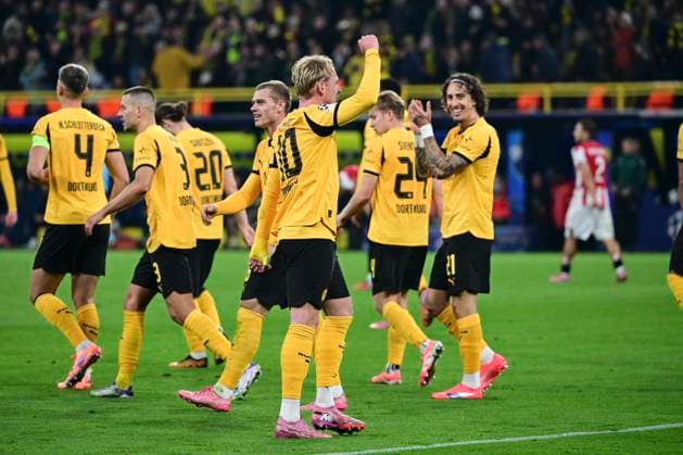 Goal celebration for 4 1 by Julian Brandt 10 Borussia Dortmund , Borussia Dortmund vs Athletic Club de Bilbao , Soccer, Champions League, Group stage, Matchday 2, 01 10 2025 Dortmund Nordrhein Westfalen Germany Copyright: xkolbert-press MarcxNiemeyerx