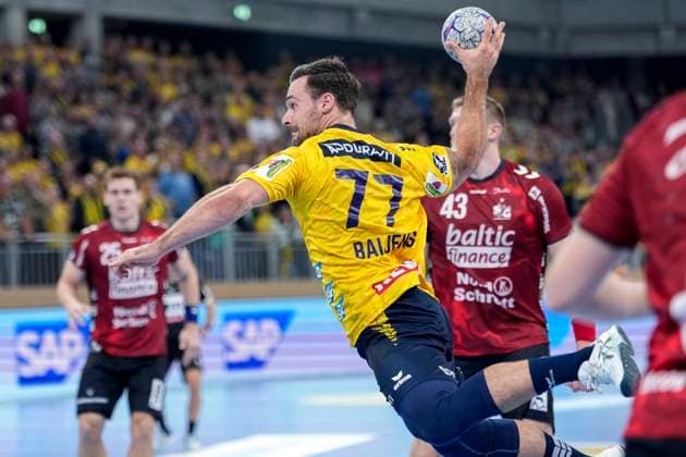 Dani Baijens RNL, 77 , jump shot, throw, goal shot, action, action scene, 01 10 2025, Heidelberg Germany , Handball, DHB Pokal, 2nd round, Rhein Neckar Löwen SG Flensburg Handewitt xozx