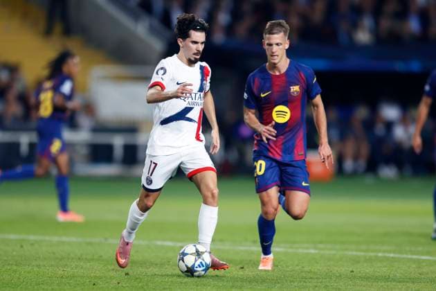 Vitinha (PSG), Dani Olmo (Barcelona), OCTOBER 1, 2025 - Football Soccer : UEFA Champions League match between FC Barcelona, Barca 1-2 Paris Saint-Germain at the Estadi Olimpic Lluis Companys in Barcelona, Spain.  aflo_305530398