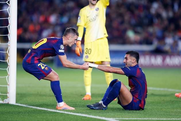 Dani Olmo, Ferran Torres (Barcelona), OCTOBER 1, 2025 - Football Soccer : UEFA Champions League match between FC Barcelona, Barca 1-2 Paris Saint-Germain at the Estadi Olimpic Lluis Companys in Barcelona, Spain.  aflo_305530404
