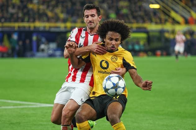 UEFA Champions League Borussia Dortmund Athletic Bilbao on 01 10 2025 at Signal Iduna Park in Dortmund Karim Adeyemi Dortmund 27 vs Daniel Vivian Bilbao 3 MH