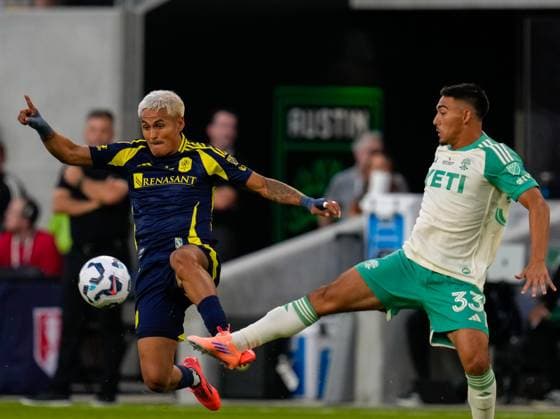 October 1, 2025, Austin, Texas, USA: Nashville SC defender ANDY NAJAR (31) works against Austin FC midfielder OWEN WOLFF (33) during the Lamar Hunt US Open Cup Final between Austin FC and Nashville SC, on October 1, 2025, in Austin, Texas. Austin USA - ZUMAc201 20251001_zap_c201_003 Copyright: xScottxColemanx