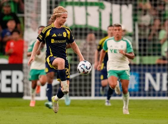 October 1, 2025, Austin, Texas, USA: Nashville SC midfielder EDVARD TAGSETH (20) with the ball during the Lamar Hunt US Open Cup Final between Austin FC and Nashville SC, on October 1, 2025, in Austin, Texas. Austin USA - ZUMAc201 20251001_zap_c201_017 Copyright: xScottxColemanx