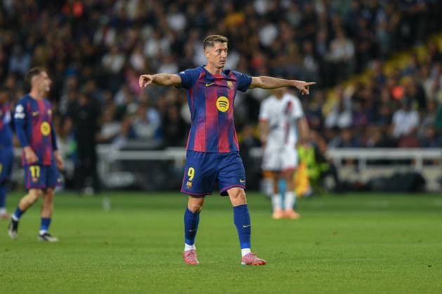 FC Barcelona, Barca v PARIS SAINT-GERMAIN OLIMPIC STADIUM LLUIS COMPANYS. MONTJUIC,BARCELONA. October 1,2025 FC BARCELONA vs PARIS SAINT-GERMAIN October 1,2025 Robert Lewandowski (9) of FC Barcelona during the soccer match corresponding to the second match of the group stage of the UEFA Champions League between FC Barcelona and Paris Saint-Germain at Olimpic Stadium Lluis Companys of MontjuÃ¯c in Barcelona, Spain. Barcelona ESP Copyright: xS.xRosx