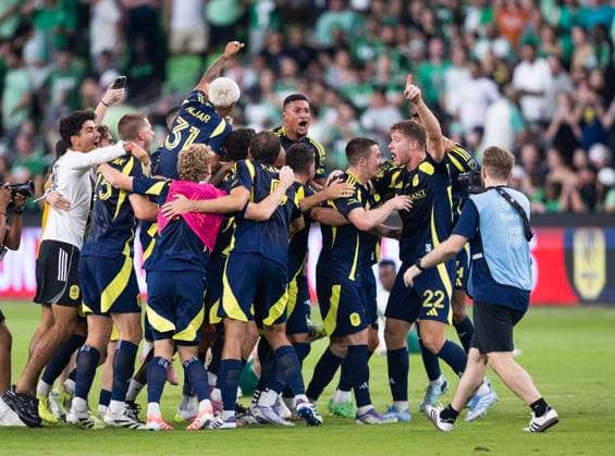 October 1, 2025, Austin, Tx, USA: AUSTIN, TX - OCTOBER 1, 2025 - Nashville SC beat Austin FC 2-1 for the MLS, Fussball Herren, USA Lamar Hunt U.S. Open Cup Final. Austin USA - ZUMAsc5_ 20251001_zaf_sc5_006 Copyright: xErichxSchlegelx