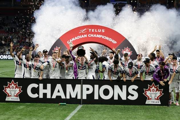 Vancouver Whitecaps FC vs Vancouver FC: Canadian Championship Final 2025 VANCOUVER, BC - OCTOBER 01: Vancouver Whitecaps players celebrate after winning the match between Vancouver Whitecaps FC vs Vancouver FC in the Canadian Championship Final game at BC Place on October 1, 2025 in Vancouver, Canada.(Photo by Tomaz Jr Pximages) Copyright: xTomazxJr Pximagesx